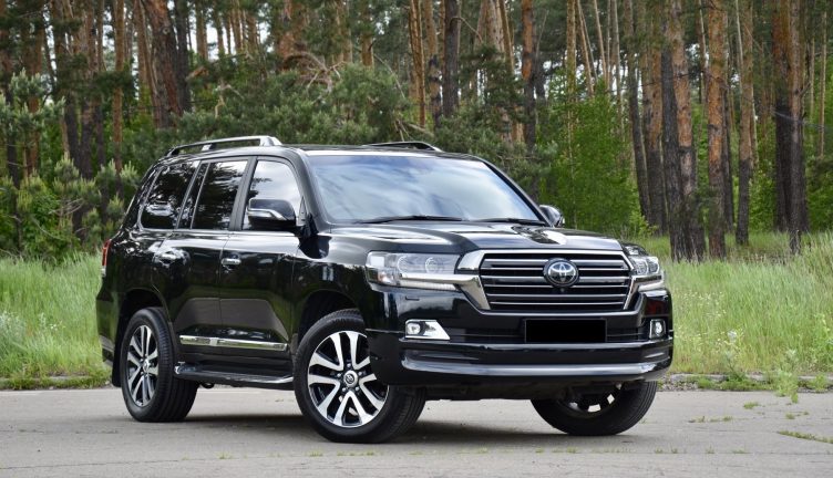Toyota Land Cruiser 200