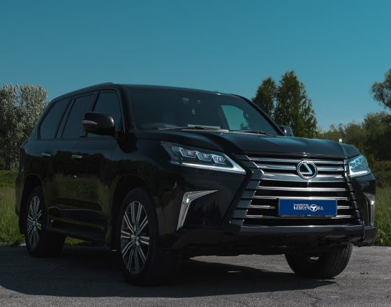 Lexus LX450D