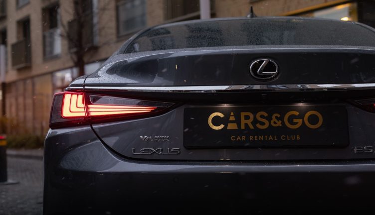 Lexus ES250