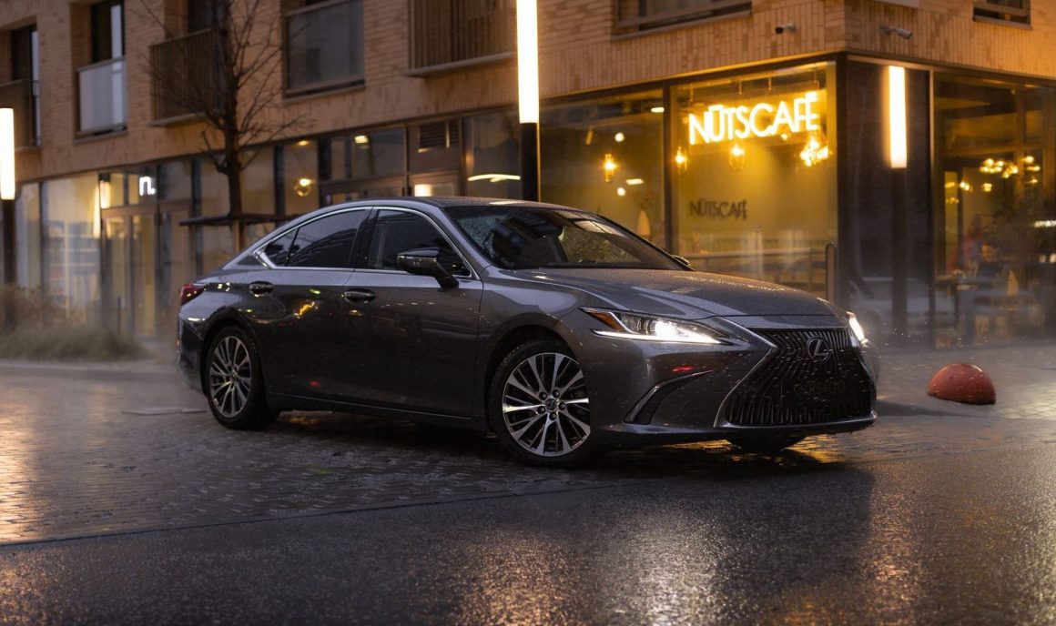 Lexus ES250