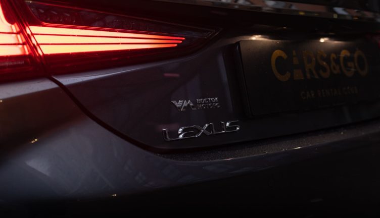 Lexus ES250