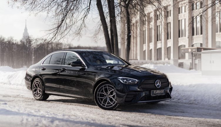 Mercedes-Benz E200 AMG