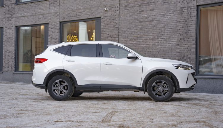 Haval F7