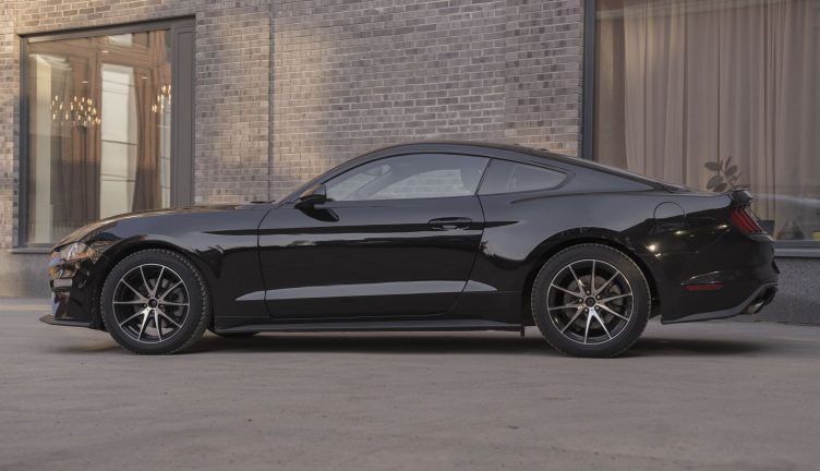 Ford Mustang Coupe