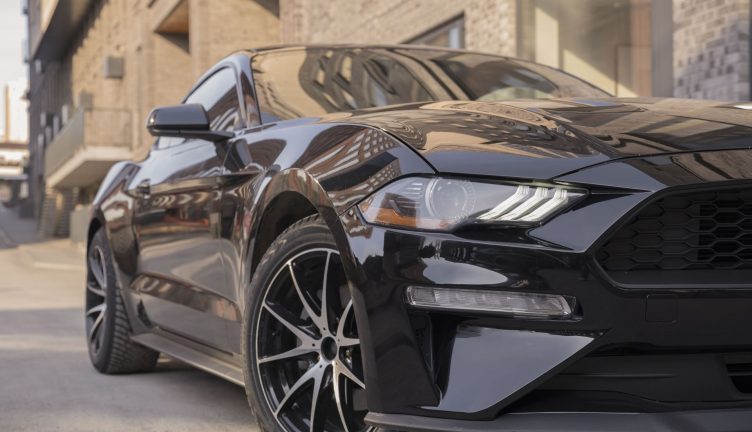 Ford Mustang Coupe
