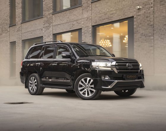 Toyota Land Cruiser 200