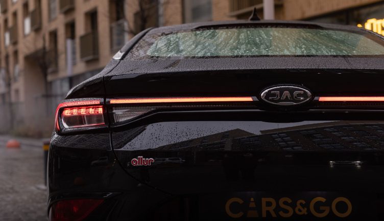 Jac J7