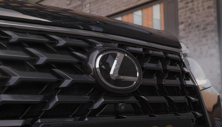 Lexus LX570