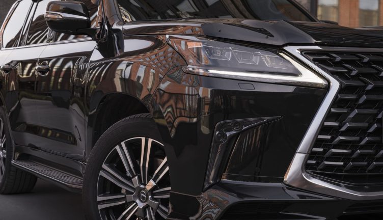 Lexus LX570