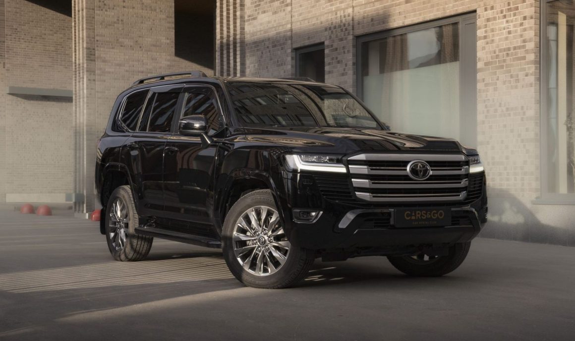 Toyota Land Cruiser 300