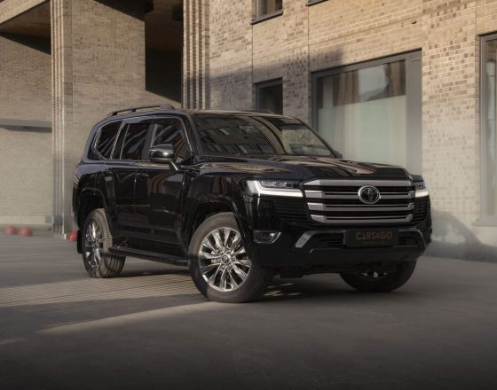 Toyota Land Cruiser 300