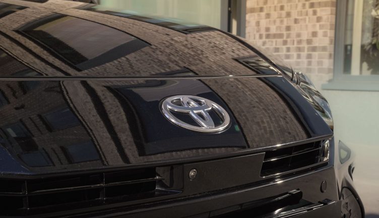 Toyota Camry 80