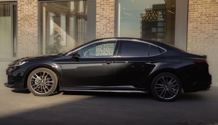 Toyota Camry 80
