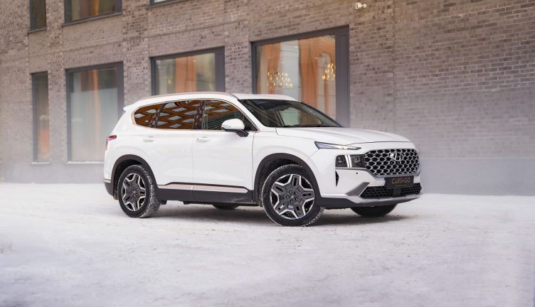 Hyundai Santa-Fe 4WD