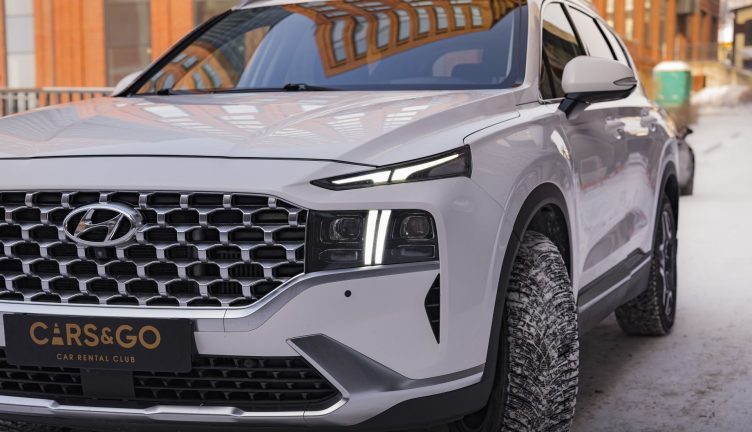 Hyundai Santa-Fe 4WD
