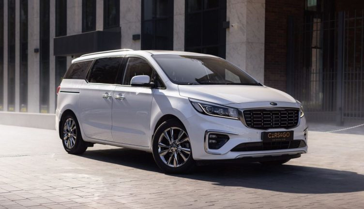 Kia Carnival