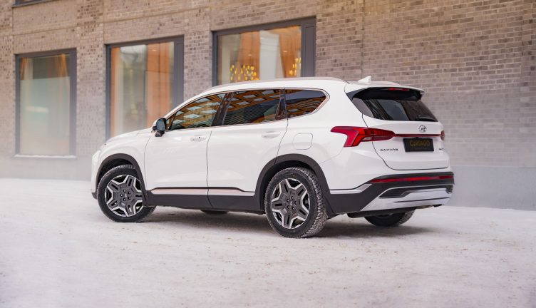 Hyundai Santa-Fe 4WD