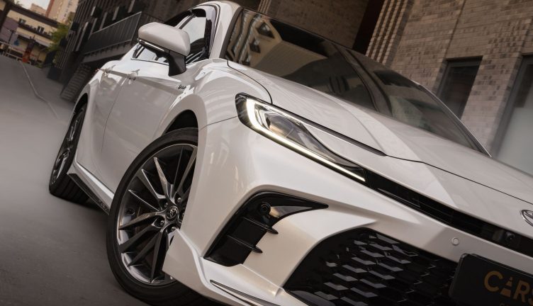 Toyota Camry 80