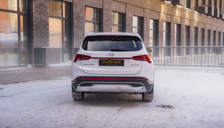 Hyundai Santa-Fe 4WD